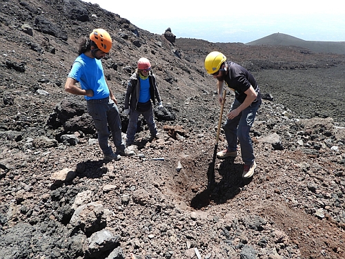 Etna: un nuovo studio INGV chiarisce le dinamiche delle valanghe piroclastiche